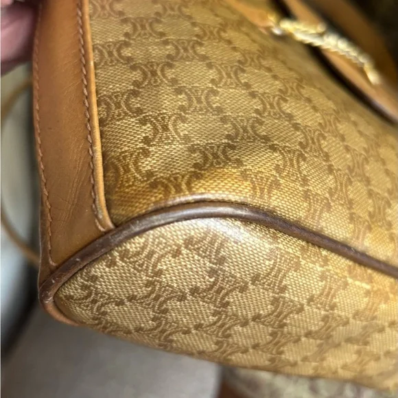 Authentic CELINE Brown macadam coated leather Patterned 3 compartments crossbody - Picture 7 of 16